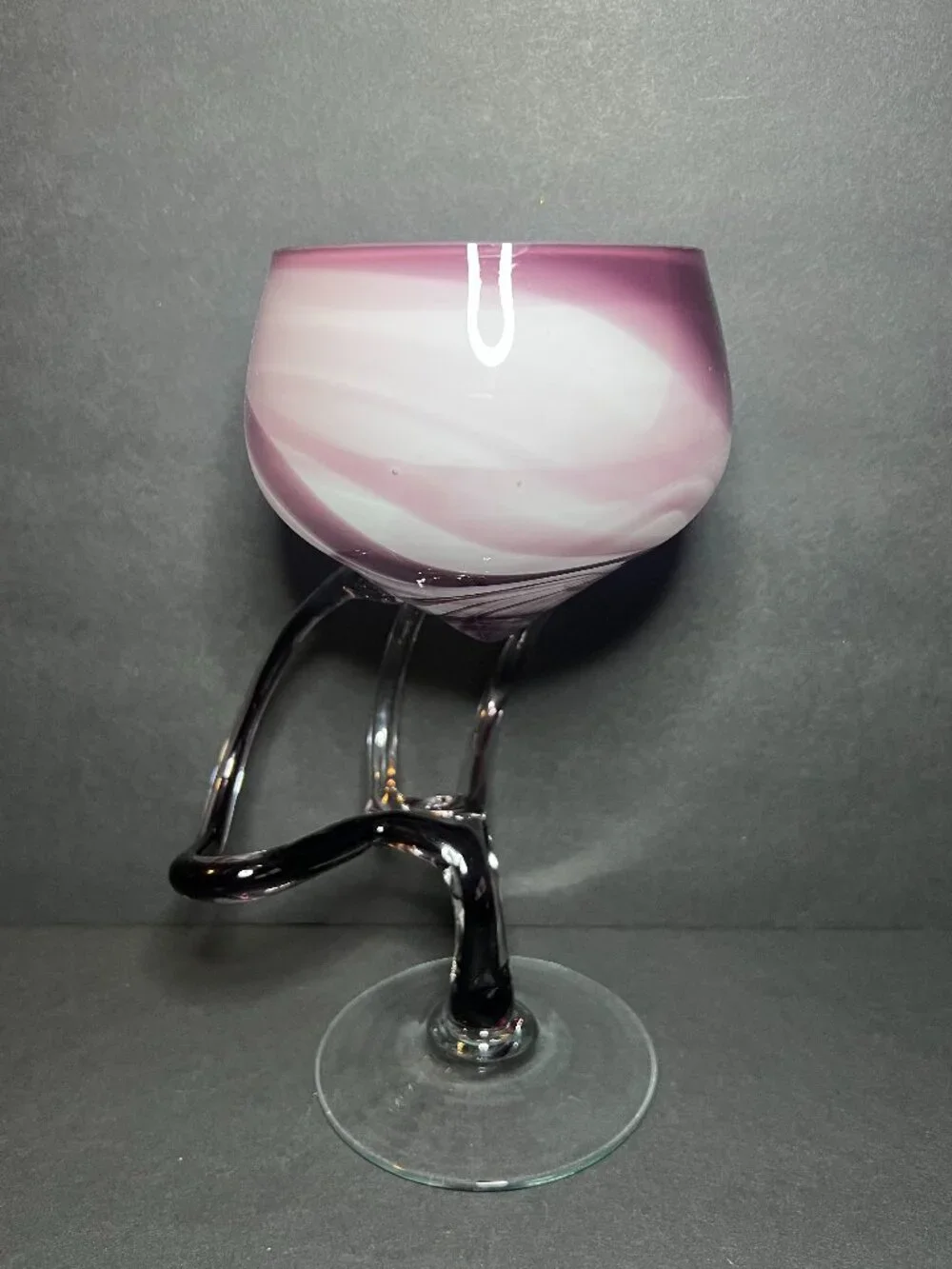 VTG Jozefina Krosno Hand Blown Art Glass Amethyst Swirl Jellyfish Wine Glass 8